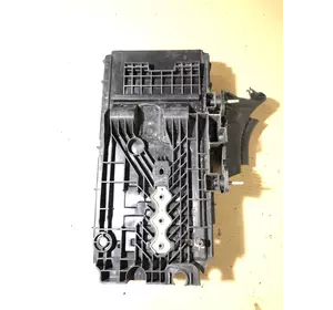 Крепление аккумулятора Ford Fusion 2.0 2013 (б/у)