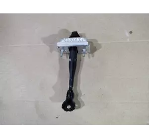Ограничитель двери Chevrolet Volt 1.4 2013 задн. прав. (б/у)