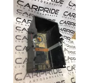 Площадка аккумулятора Ford Escape MK3 1.6 2014 (б/у)