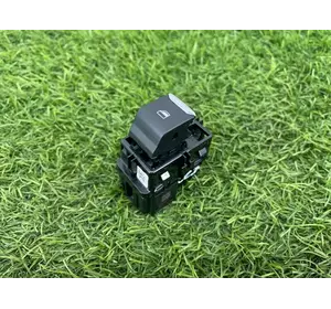 Кнопка стеклоподъемника Ford Escape MK4 1.5 2020 (б/у)