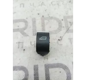 Кнопка стеклоподъемника Ford Focus 2.0 2012 задн. прав. (б/у)