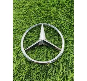 Значок Mercedes-Benz E-Class W212 2.2 CDI 2013 задн. (б/у)